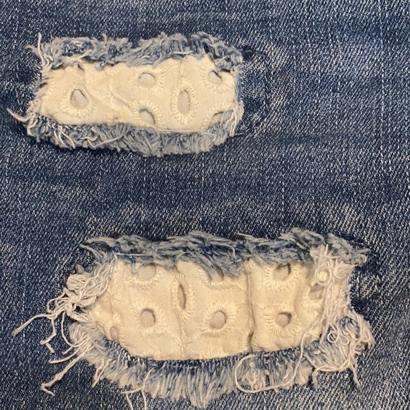 Cat & Jack super stretch shorts. M (7/8) - Picture 2 of 2